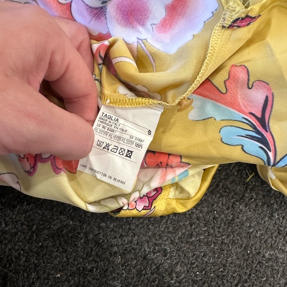 Y2K United Colors of Benetton Yellow Satin Floral Print Qipao Style Blouse Small - Picture 8 of 9